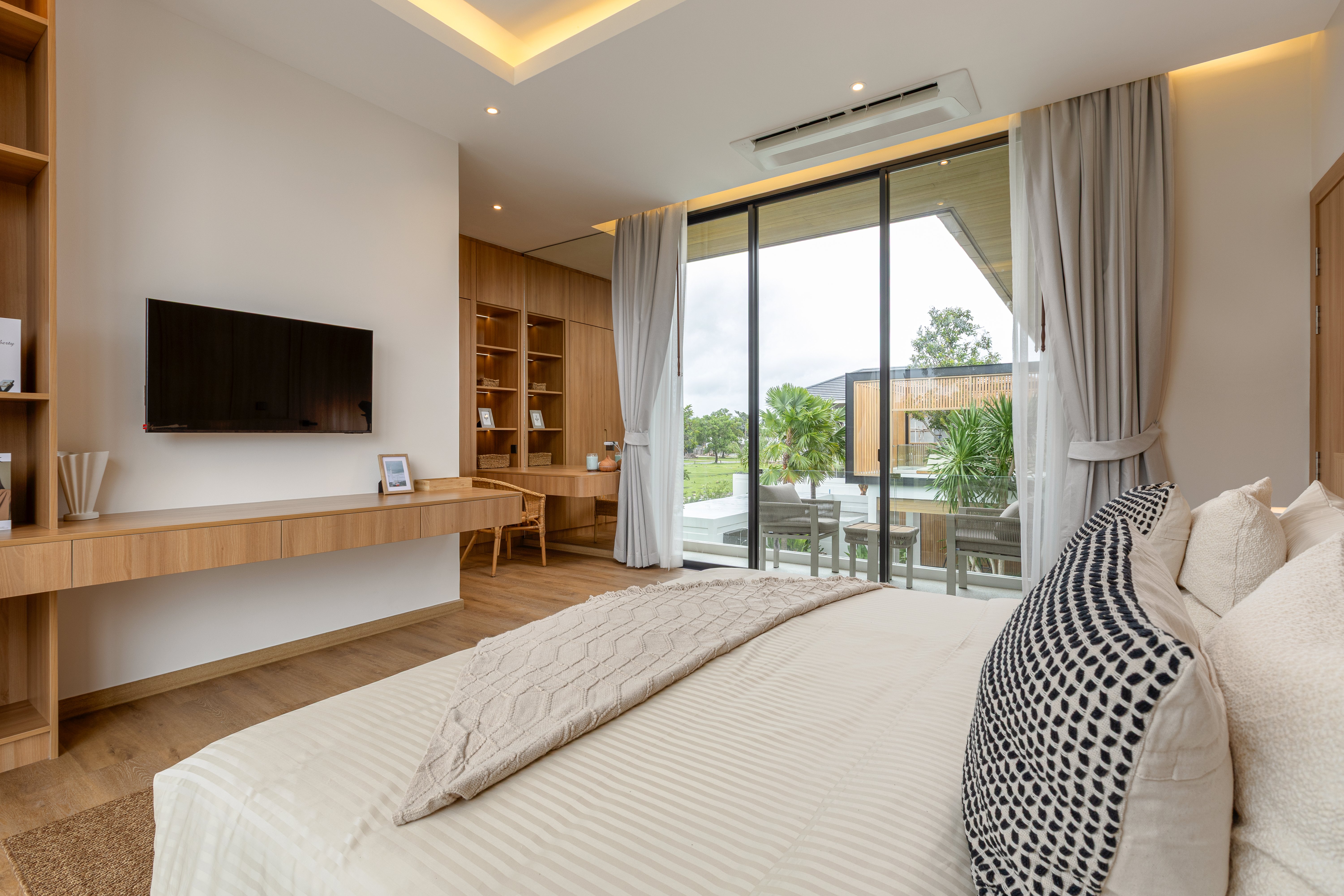 Mouana Grande Chalong Bay 15